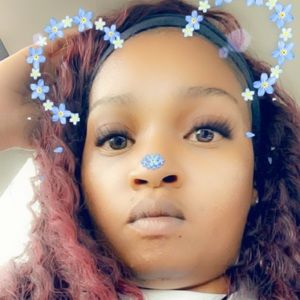 Meet your Posher, Eve